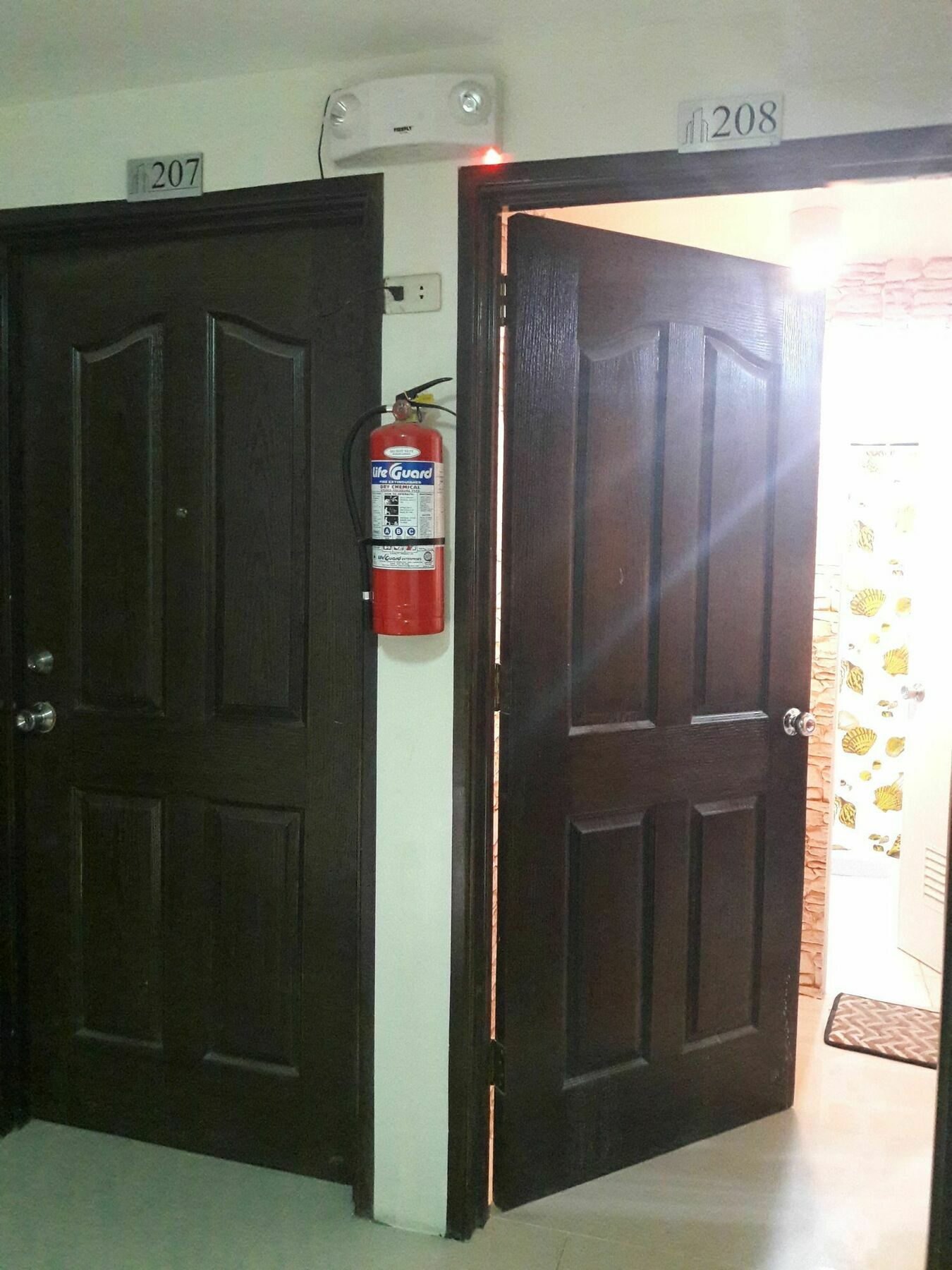 Kassel Del Amor Transit Airport Lodge Paranaque City 外观 照片